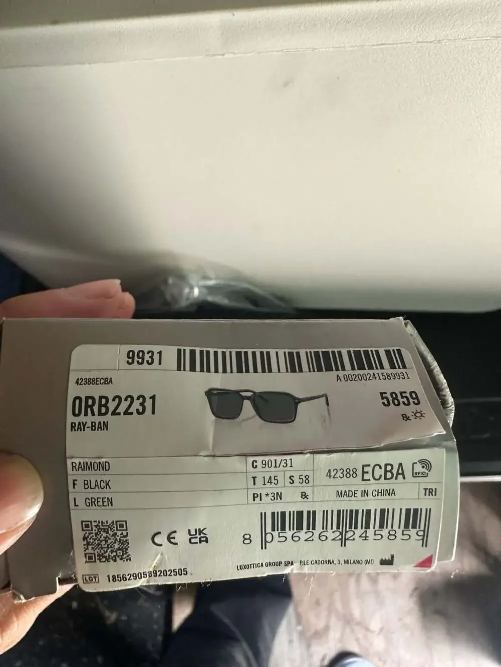 Ray-Ban RB2231F Raimond Sunglasses in Black with G-15 Green Lenses